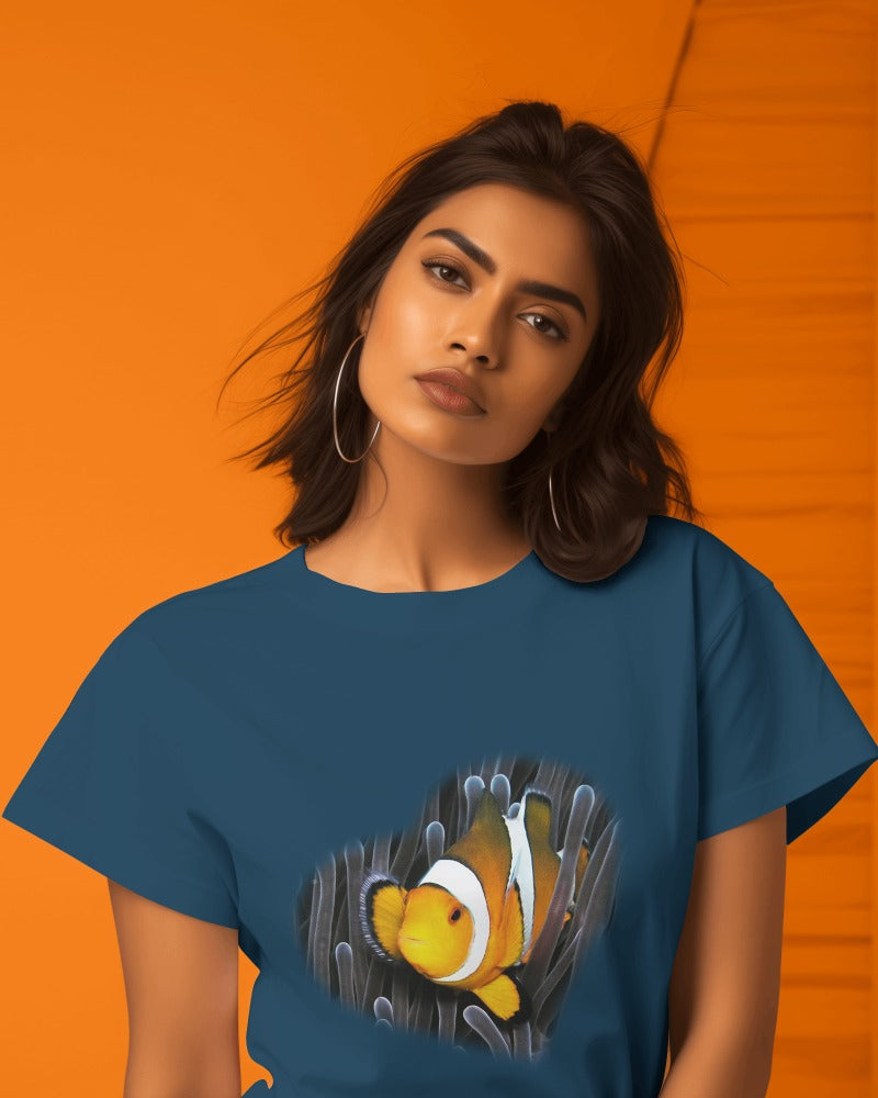 Clownfish Graphic Tee | Curved Regular